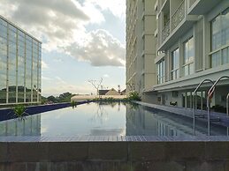 Elegant And Minimalist Studio At Mataram City Apartment