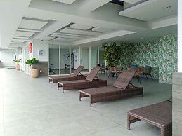 Elegant And Minimalist Studio At Mataram City Apartment