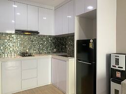 Nice And Strategic 2Br At 16Th Floor Daan Mogot City Apartment