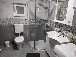 Family Nest Lika Relax