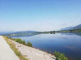 Family Nest Lika Relax