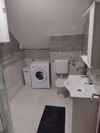 Family Nest Lika Relax