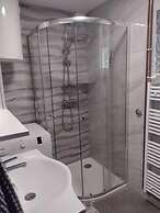 Family Nest Lika Relax