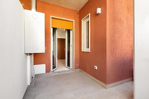 3136 Station House by Barbarhouse