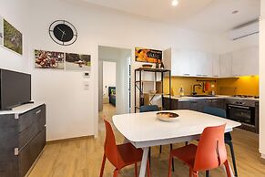 3136 Station House by Barbarhouse