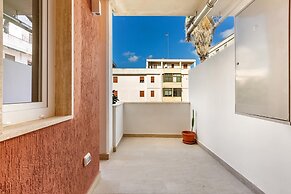 3136 Station House by Barbarhouse