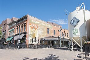 Cozy Victorian Cottage in the Heart of Old Town!
