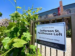 The Penthouse Loft in the Heart of Old Town!