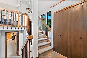 Amazing Sunsets, Biking, Boating and More at the Horsetooth Stoop!