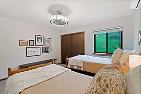 Amazing Sunsets, Biking, Boating and More at the Horsetooth Stoop!