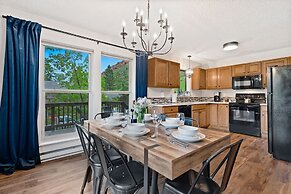 Amazing Sunsets, Biking, Boating and More at the Horsetooth Stoop!