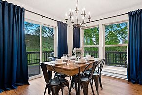 Amazing Sunsets, Biking, Boating and More at the Horsetooth Stoop!