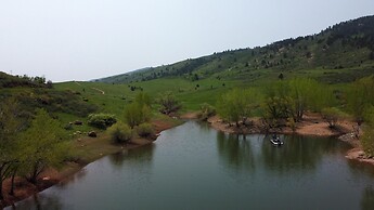 Amazing Sunsets, Biking, Boating and More at the Horsetooth Stoop!