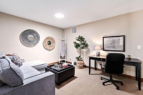 Spectacular Townhome Near Breweries and River District!