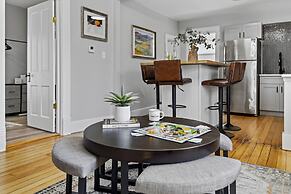 Charming Bungalow With Hot Tub, Fire Pit & Bikes