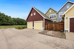 Mid-century Mod Retreat Near Old Town – Free Bikes