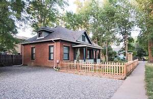 Historical Bungalow Near Csu & Old Town!