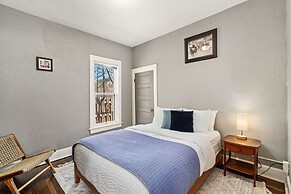 Historical Bungalow Near Csu & Old Town!
