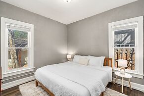 Historical Bungalow Near Csu & Old Town!