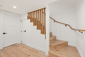 Elegant Old Town Charm – Walk to Csu and Downtown