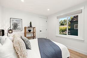 Elegant Old Town Charm – Walk to Csu and Downtown