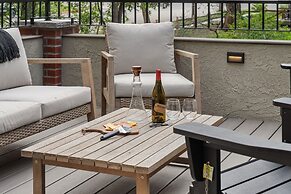 Elegant Old Town Charm – Walk to Csu and Downtown