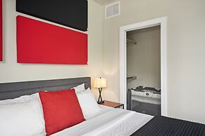 Swanky Townhome Near Old Town, Breweries and River