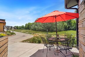 Swanky Townhome Near Old Town, Breweries and River