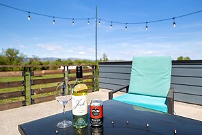 Swanky Townhome Near Old Town, Breweries and River