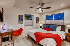 Elegant Townhome Near Old Town, Breweries and River!