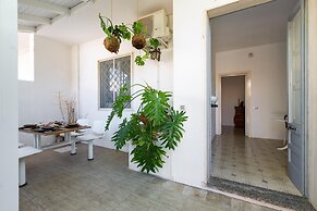 3137 Villetta Velia by Barbarhouse