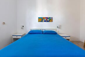 3137 Villetta Velia by Barbarhouse