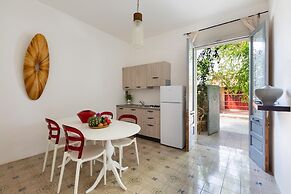 3137 Villetta Velia by Barbarhouse