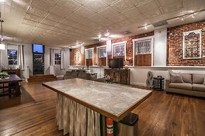 Elegant Loft-style Retreat in Old Firehouse Alley