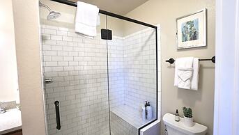 Gorgeous Guest Suite! Walk to Old Town & Csu!