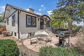 Mulberry Place: a Charming Cottage Near Old Town!