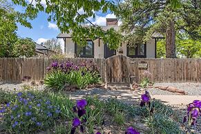 Mulberry Place: a Charming Cottage Near Old Town!