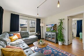 Mulberry Place: a Charming Cottage Near Old Town!