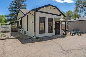 Mulberry Place: a Charming Cottage Near Old Town!