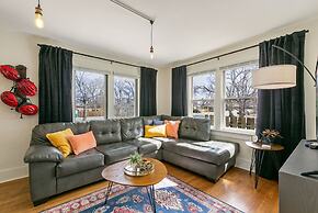 Mulberry Place: a Charming Cottage Near Old Town!