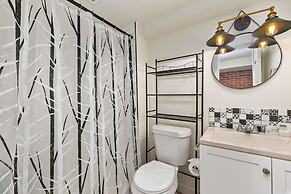 Mulberry Place: a Charming Cottage Near Old Town!