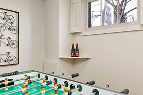 Mulberry Place: a Charming Cottage Near Old Town!