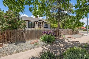 Mulberry Place: a Charming Cottage Near Old Town!