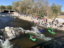 Old Town North Jewel! Near Breweries and River!