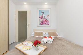 Warsaw Ochota Korotyńskiego by Renters