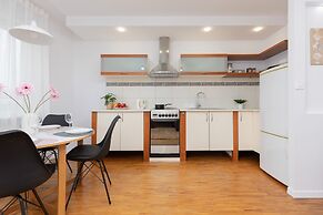 Warsaw Ochota Korotyńskiego by Renters