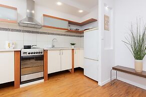 Warsaw Ochota Korotyńskiego by Renters