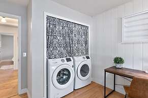 Fun, Family-friendly Old Town Home W/ Hot Tub!