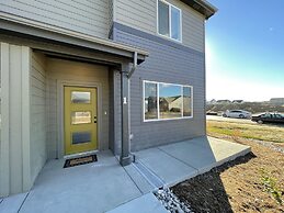 Hidden Gem – Brand New Curated Home W Pool Access