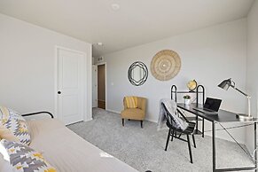 Hidden Gem – Brand New Curated Home W Pool Access